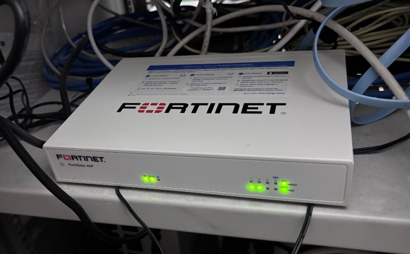 Fortigate 40F สำหรับงานลานจอดรถห้างดัง